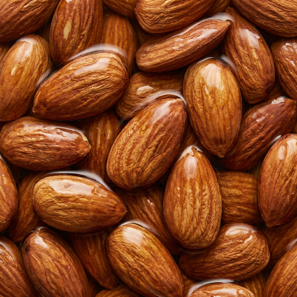 🌿 Almond Oil